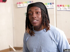 Grote lul, Grote mammen, Blond, Rondborstig, Interraciaal, Likken, Taboe, Lerarin