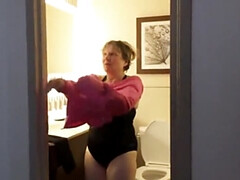 Oma, Öffentlich, Badeanzug