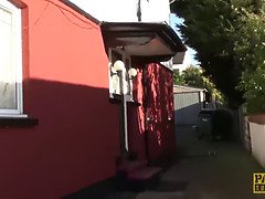 Sub MILF Jessie Jo squirts before creampie