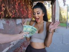 Arsch, Blasen, Braunhaarige, Hundestellung, Im freien, Pov, Muschi, Rasiert