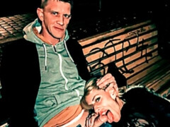 Grote kont, Grote lul, Blond, Pijpbeurt, Hondjeshouding, Hardcore, Moeder die ik wil neuken, Tatoeage