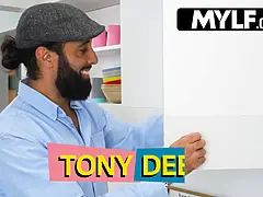 アメリカ人, デカ尻, デカチン, デカパイ, イく瞬間, 顔射, 手コキする, Hd