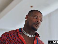 Красивые, Большой член, Большие сиськи, Брюнетки, Черненькие, Сперма на лице, Межрасовый секс, Сиськи