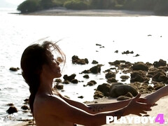 Kont, Grote mammen, Europees, Lesbisch, Naakt, Softcore pornografie, Thais, Tieten likken