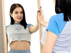 Culo, Morena, Penetracion con dedos, Masturbación, Tetas naturales, Flaco, Estriptis, Tetas