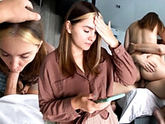 18 jahre, Leie, Blasen, Kehlenfick, Arzt, Hundestellung, Riesig, Jungendliche (18+)
