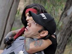 Anal, Sucer une bite, Bondage, Fétiche, Hard, Pute, Tatouage, Nénés