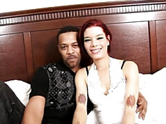 18 jahre, Grosser arsch, Grosser schwanz, Blasen, Hundestellung, Interrassisch, Rotschopf, Titten