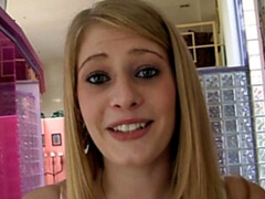 Amateur, Grosse bite, Blonde, En levrette, Seins naturels, Maigrichonne, Adolescente, Nénés