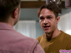 Grosse titten, Blasen, Kehlenfick, Hd, Küssen, Milf, Stiefmutter, Jungendliche (18+)