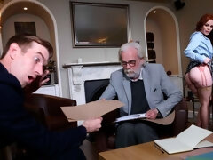 Blasen, Hundestellung, Handjob, Masturbation, Rotschopf, Schulmädchen, Entkleiden, Jungendliche (18+)