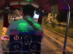 フェラチオ, 茶髪の, 中出し, 彼女, 手コキする, オーガズム, 公共, オマンコ