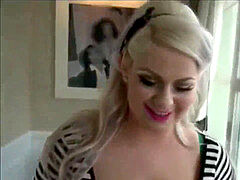 Enthousiasteling, Mooie dikke vrouwen, Grote kont, Grote lul, Pijpbeurt, Sperma in mond, Logement, Moeder die ik wil neuken