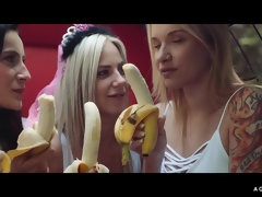 Blond, Bruinharig, Groep, Hd, Lesbisch, Buiten, Feest, Openbaar