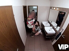 Grosse bite, Cocu, Tchèque, Queue, Argent, Réalité, Rousse roux, Suçant