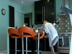 Mooi, Grote mammen, Rondborstig, Classisch, Dominante vrouw, Voeten fetish, Moeder die ik wil neuken, Tepels