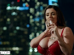 お尻, デカ尻, デカパイ, フェラチオ, 顔射, なめる, 下着, 馬乗り