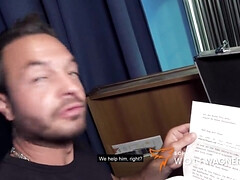 Culo grande, Verga grande, Tetas grandes, Tetona, Coche, Corridas, Garganta profunda, Tetas