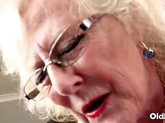 Blasen, Vollbusig, Europäisch, Hardcore, Hd, Lecken, Reif, Muschi