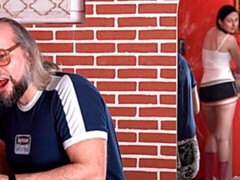 Минет, Брюнетки, Ласковые ручки, Тощие, Спорт, Стриптизерша, Молоденькие, Сиськи