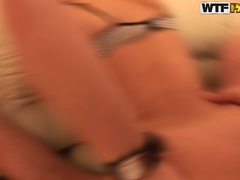 Blondine, Braunhaarige, Aufs gesicht abspritzen, Gruppe, Lesbisch, Piercing, Rotschopf, Tätowierung