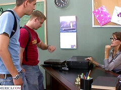 Anaal, Grote mammen, Likken, Moeder die ik wil neuken, Natuurlijke tieten, Kut duiken, Student, Tieten likken