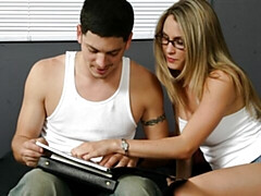 Grosser arsch, Grosser schwanz, Grosse titten, Blondine, Blasen, Handjob, Lecken, Masturbation