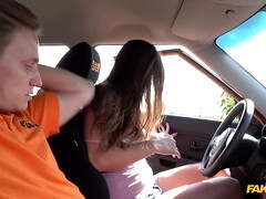 素人, お尻, フェラチオ, 茶髪の, 車, チェコ, バック, アウトドア