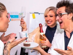 Grote kont, Seksspeelgoed, Vingeren, Gapende, Handbeurt, Kut duiken, Alleen, Speelgoed