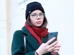 Kont, Brillen, Zoenen, Tepels, Mager, Tatoeage, Tiener, Tieten likken