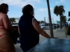 Любители, Толстушки, Черные, Черненькие, Толстые, На публике, Подглядывание