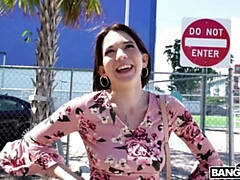 Gros cul, Grosse bite, Tir de sperme, Gorge profonde, Hd, De plein air, Public, Adolescente