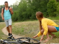 Arsch, Blasen, Süss, Handjob, Küssen, Im freien, Jungendliche (18+), Titten