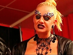 Gros cul, Gros seins, Femme dominatrice, Fétiche, Allemand, Hd, Mère que j'aimerais baiser, Jarretelles