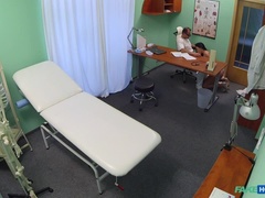 フェラチオ, 医者, バック, なめる, 看護婦, オフィス, ハメ撮り, ユニフォーム