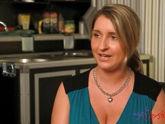 Buxom Cougar Gives Oral Sex Good Tender Step-son - Teenage