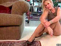 Geile alte tussi, Reif, Milf, Mutti, Nylon, Strumpfhose, Zierlich, Strümpfe