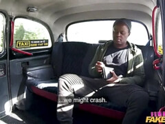 Enthousiasteling, Blond, Pijpbeurt, Auto, Handbeurt, Interraciaal, Buiten, Kut duiken