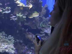 Amateur, Mamada, Penetracion con dedos, Pajear, Pov, Público, Fumando, Mojado