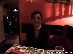 Анальный секс, Большие сиськи, Брюнетки, Член, Пальцем, Милф