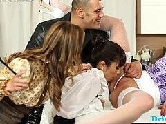 In den arsch, Asiatisch, Aufs gesicht abspritzen