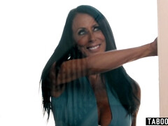 Plantureuse, Queue, Famille, Groupe, Mature, Mère que j'aimerais baiser, Belle mère, Plan cul à trois