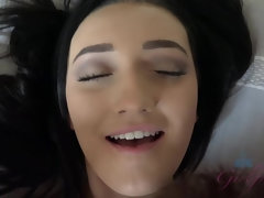 フェラチオ, 爸, 彼女, 手コキする, オイル, オーガズム, ハメ撮り, おもらし
