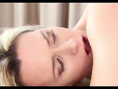 Mooi, Blond, Oudere vrouw, Lul, Hondjeshouding, Handbeurt, Moeder die ik wil neuken, Slet