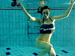 Gros seins, Brunette brune, Robe, Hd, Seins naturels, Piscine, Russe, Nénés