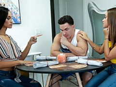 ブロンド, フェラチオ, バック, 女 人男 人, 手コキする, ティーン, 三人, オッパイの