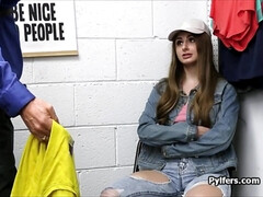 素人, お尻, デカパイ, フェラチオ, 茶髪の, 指いじり, ティーン, 締まりの良い