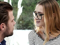 Arsch, Blasen, Hundestellung, Hardcore, Küssen, Schulmädchen, Dürr, Jungendliche (18+)