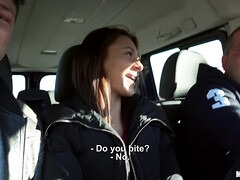 Grosser arsch, Blasen, Braunhaarige, Schwanz, Natürlichen titten, Orgie, Muschi, Hure