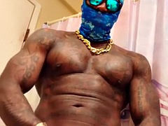 Verga grande, Negro, Ébano, Gay, Peludo, Sexo duro, Solo, Tatuaje